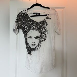 Chic White and Black sequins Medusa Tee